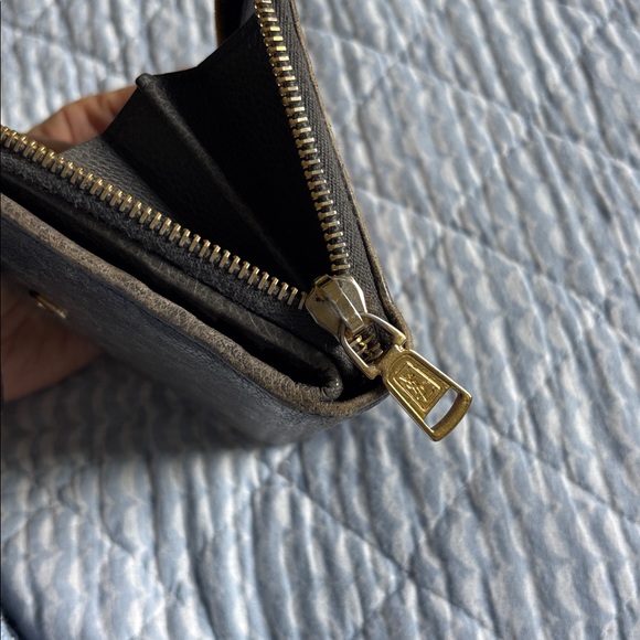 YSL Wallet - Picture 4 of 8